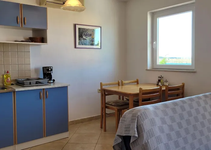 Adriana 1 By Interhome Apartament Omišalj