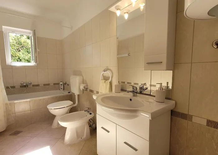 Adriana 1 By Interhome