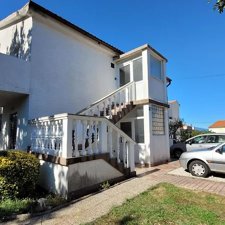 Adriana 1 By Interhome Apartman *