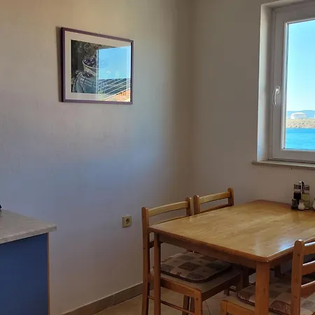 Adriana 1 By Interhome Daire Omišalj